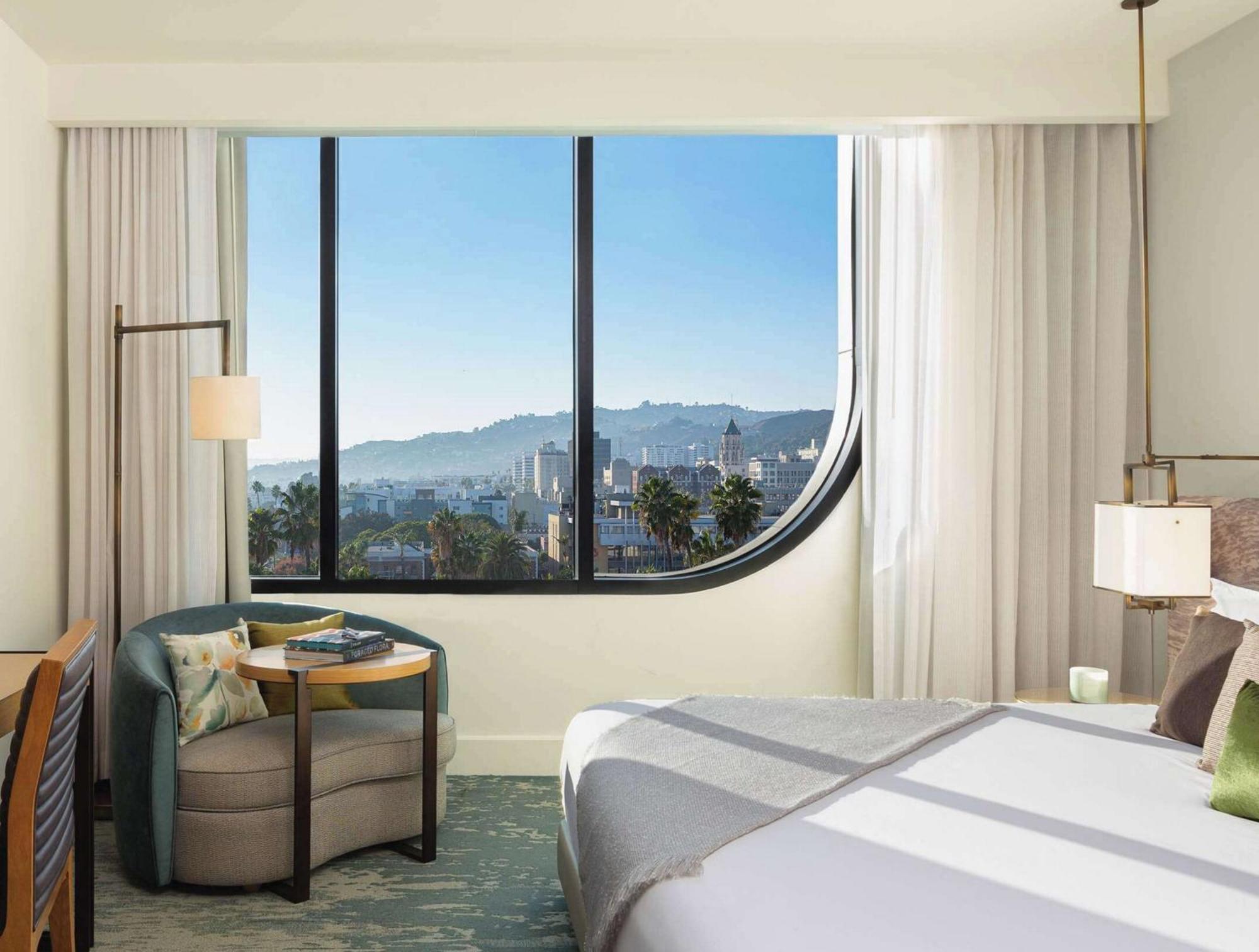 Dream Hollywood, By Hyatt Hotel